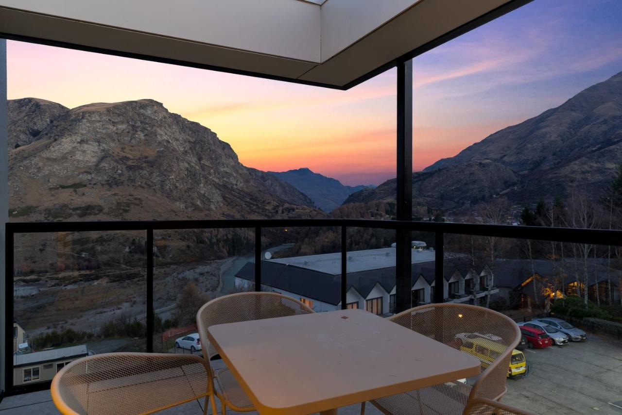 Riverview Penthouse - Apartment 19 Distretto di Distretto di Queenstown Esterno foto